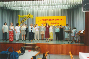 soutěž v Lindenholzhausenu - rozezpívání